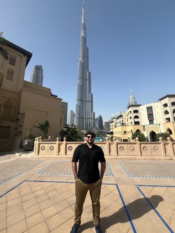 5. Profile A Pic Burj Khalifa